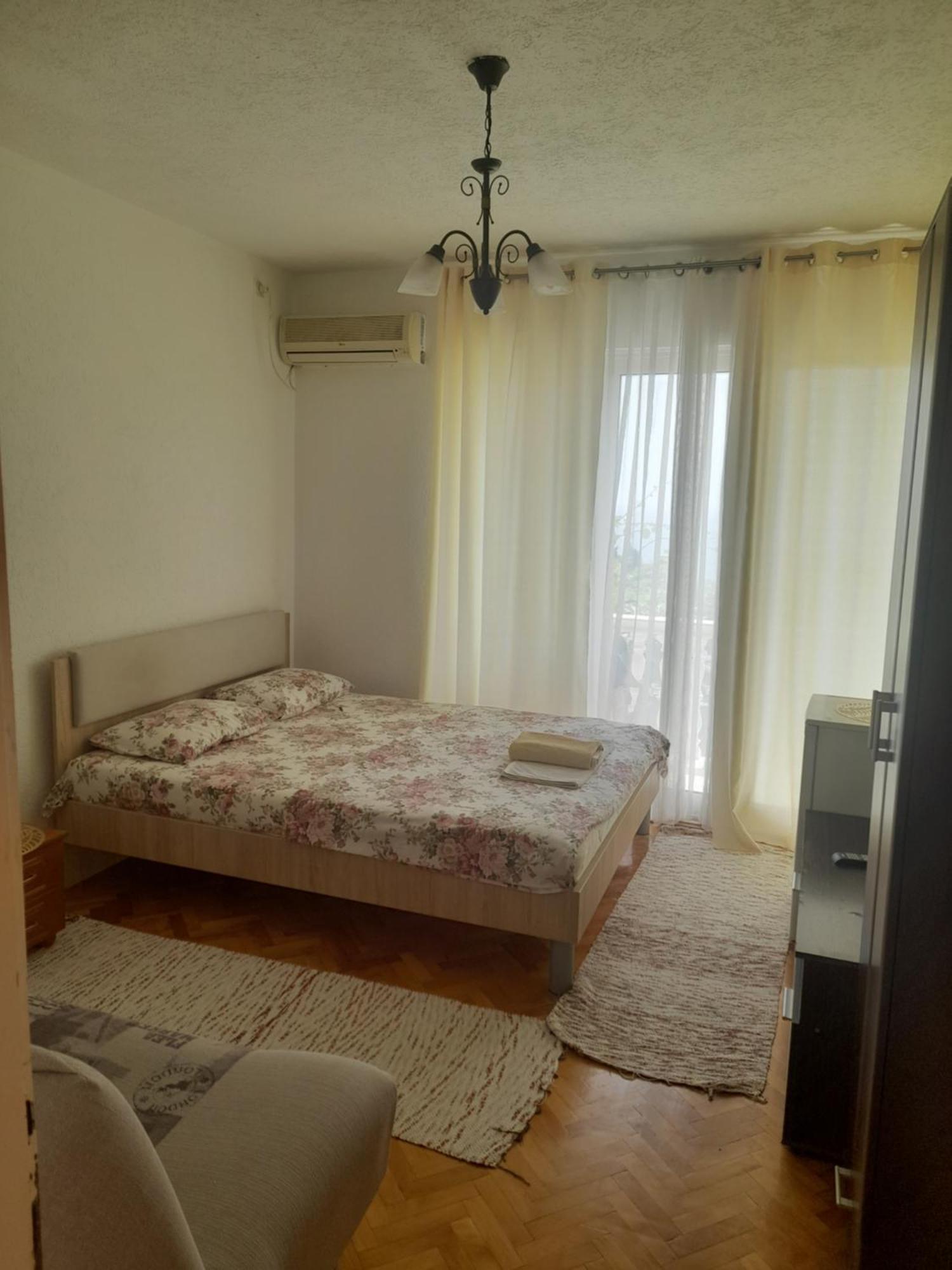 Tina Rooms Ulcinj Esterno foto